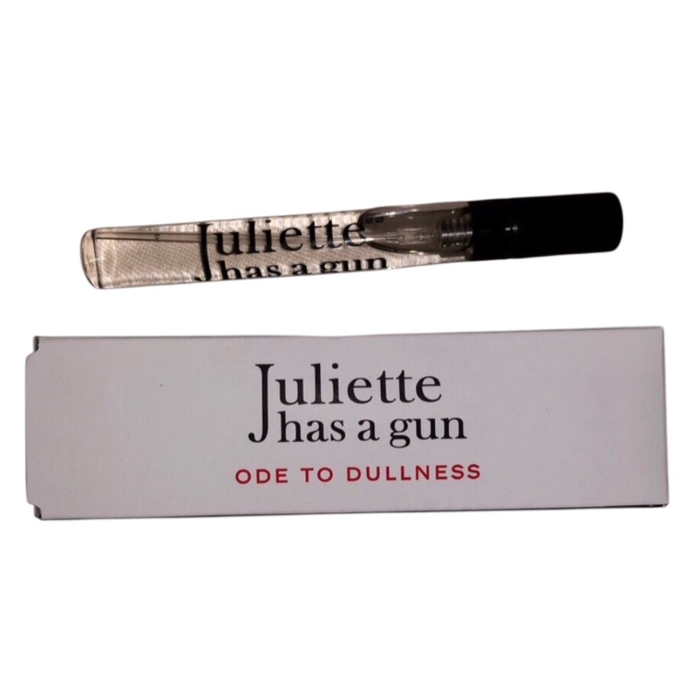 BNIB Mini Juliette Has a Gun Ode to Dullness